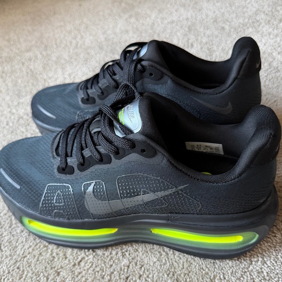 Nike Vomero Premium 'Black Anthracite'  2025 - Picture 6 of 10